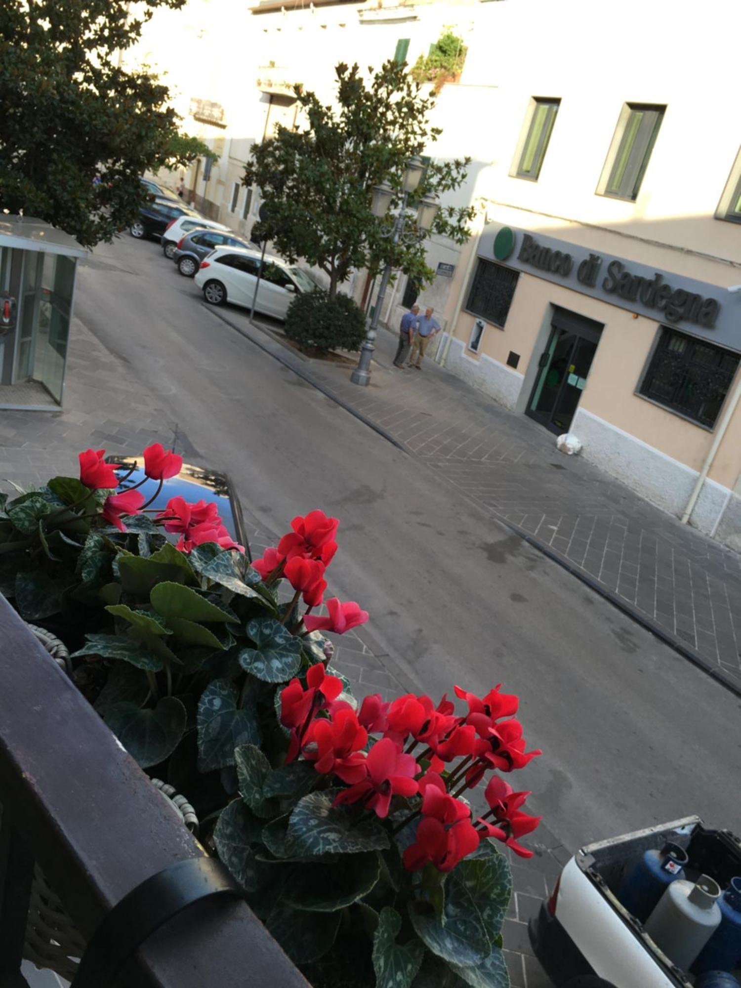 4 In Piazza Bed and Breakfast Sorso Buitenkant foto